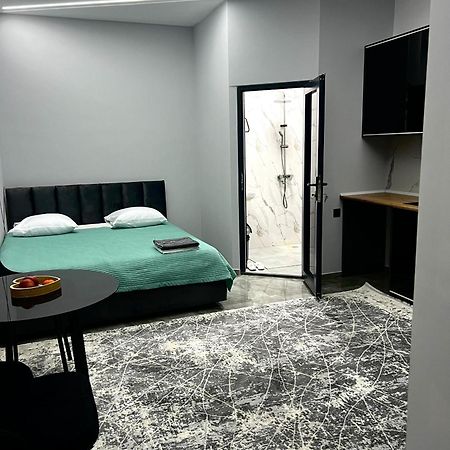 Lumi Hotell Bishkek Exteriör bild