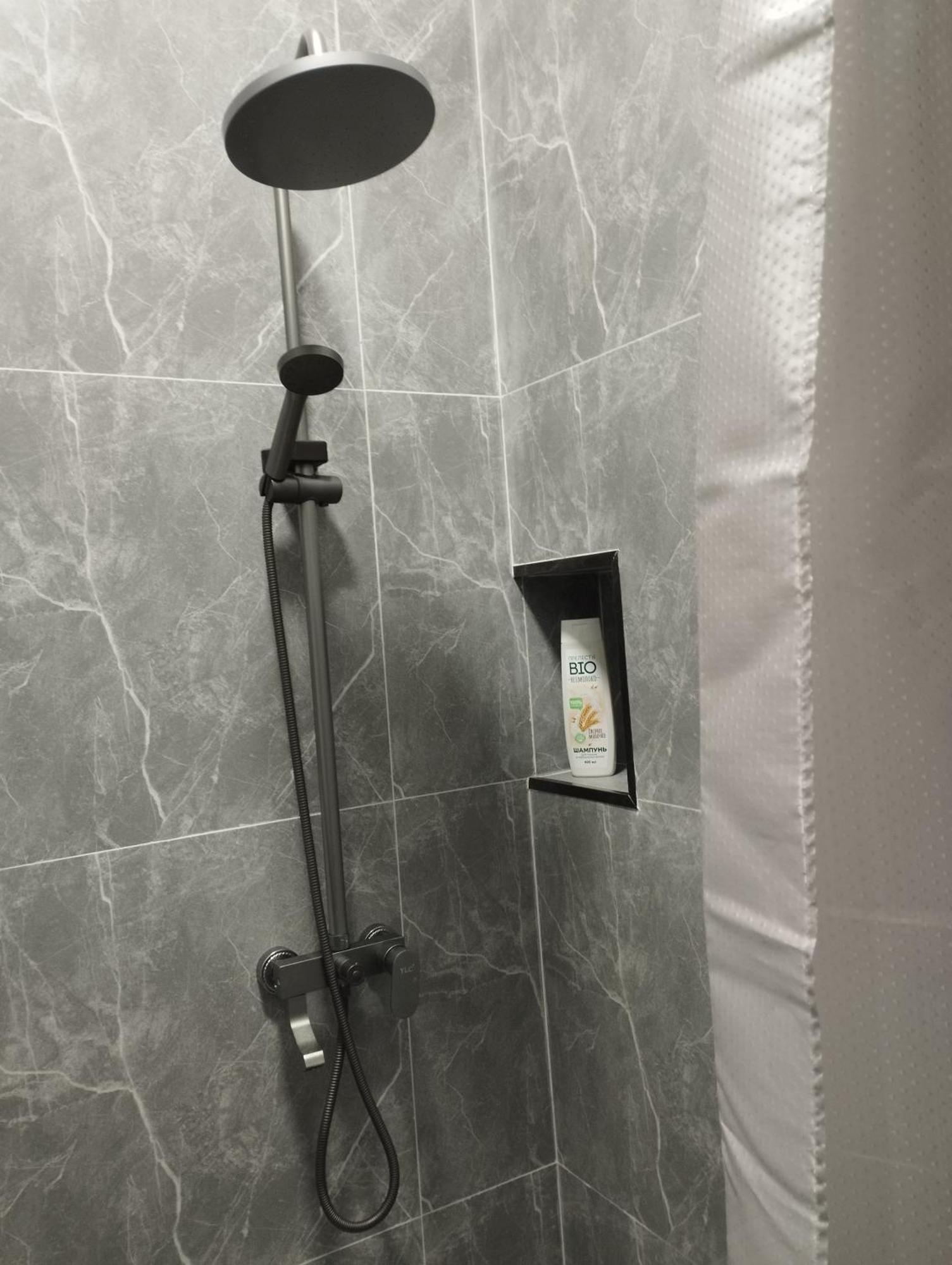 Lumi Hotell Bishkek Exteriör bild